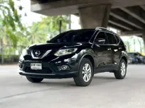 2016 Nissan X-Trail  2.0V 4WD รถมือเดียวพร้อมใช้ 