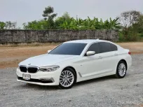BMW 520d Luxury Line [G30] ปี 2017 สปอร์ตหรู นั่งสบาย เครื่องดีเซล แรง ประหยัด