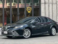 #ประหยัดไปกว่า 9 แสนบาท รถบ้านดูแลดี  Toyota Camry 2.5G Sunroof 8AT ปี2019
