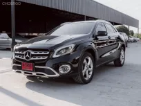 2020 Mercedes-Benz GLA-Class 1.6 GLA200 SUV ออกรถง่าย รถสวย ไมล์น้อย 