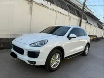 ขาย Porsche Cayenne 3.0 E-Hybrid 2017 รถศูนย์ AAS วารันตีถึง 2028  
