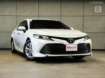 2019 Toyota CAMRY 2.0 G Sedan AT ไมล์แท้ 8 หมื่น พร้อมสีขาวมุก Platinum White Pearl B4638
