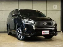2022 Toyota INNOVA 2.8 Crysta Wagon AT ไมล์แท้ 1 หมื่น สภาพตัวรถเรียบร้อยมากไม่ต่างจากใหม่ B6540