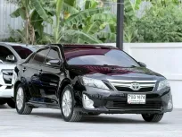 Toyota Camry 2.5 HV 2013 รถครอบครัวสุดหรู