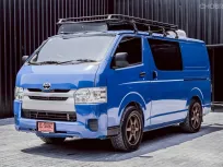 Toyota HIACE 3.0 D4D 2018 รถตู้สภาพดี ไมล์น้อย 