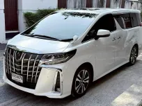 Toyota Alphard 2.5 2023  รถครอบครัวสุดหรูพร้อมใช้งาน มือเดียวป้ายแดง  