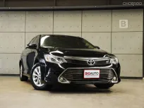 2016 Toyota CAMRY 2.0 G Sedan AT ไมล์แท้ ติดตั้งจอกลางระบบ Android พร้อมหน้ากากแบบฝังตรงรุ่น B7121