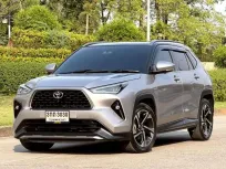 Toyota Yaris Cross 1.5 HEV PREMIUM LUXURY 2023 รถบ้านไมล์น้อย มือเดียวป้ายแดง  