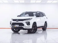 1E928 TOYOTA FORTUNER 2.8 GR SPORT BLACKTOP 4WD AT 2023