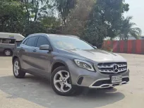 2020 Mercedes-Benz GLA-Class 1.6 GLA200 SUV รถบ้านมือเดียว ไมล์น้อย ออกศูนย์  