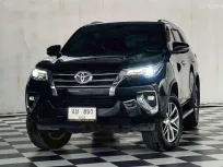 TOYOTA NEW FORTUNER 2.4 V.2WD.เบาะไฟฟ้า DISC 4 ล้อ เกียร์ออโต้ ปี 2019