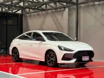2023 MG 5 1.5 X SUNROOF รุ่น TOPสุด วิ่งเพียง 25,000 กม เข้าศูนย์ตามระยะ รถไม่เคยมีอุบัติเหตุครับ