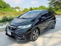 2019 Honda JAZZ 1.5 i-VTEC RS รถเก๋ง 5 ประตู รถบ้านแท้ 