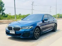 รถมือเดียว ป้ายแดง ไมล์แท้ ฟรีดาวน์ BMW 530e M Sport G30 LCI 2022 