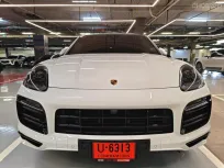 ขายด่วน Porsche Cayenne 3.0 E-Hybrid Coupe 2023 ไมล์น้อย สีขาวสวย 