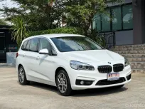 2017 BMW 218i GRAND TOURER ( 7 ที่นั่ง ) รถมือเดียวป้ายแดง วิ่งเพียง 80,000 กม รถไม่มีอุบัติเหตุครับ