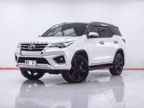 1E956 TOYOTA FORTUNER 2.8 TRD 4WD BLACKTOP AT 2018
