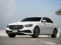 Benz E300e Avantgarde ปี 2021  รถมือเดียว ป้ายแดง  เซอร์วิสศูนย์ พร้อมใช้งาน
