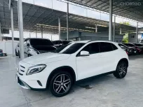 Mercedes-Benz GLA-Class 1.6 GLA200 ปี17 ไมล์แสนโลแท้