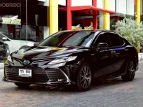 Toyota Camry 2.5 HEV Premium Luxury 2023  รถบ้านแท้ประวัติครบ ไมล์น้อย มือเดียว เจ้าของขายเอง 