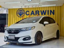 2020 Honda JAZZ 1.5 i-VTEC รถเก๋ง 5 ประตู 