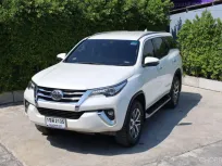 2020 Toyota Fortuner 2.4 V โปร..ฟรีดาวน์ รถเจ้าของเดียวไมล์แท้100% มีประวัติเข้าศูนย์ทุกคัน