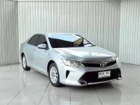 TOYOTA CAMRY 2.0 G ปี 2017 สีเทา โฉม ปี12-18