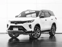 2022 TT Fortuner 2.8 Legender Blacktop 4WD A/T