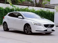 Volvo V40 2.0 T4 | ปีจด : 2017