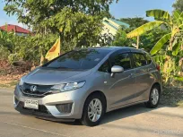 Honda Jazz 1.5 V+ ปี 2016 สีบรอนเงิน