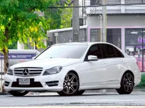 Mercedes-Benz C-Class 1.6 C180 2012 ออปชั่นครบ พร้อมใช้งาน 