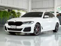 2023 BMW 5 Series 2.0 520d รถเก๋ง 4 ประตู 