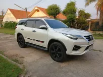 รถบ้านมือเดียว ฟอร์จูนเนอร์ เจ้าของขายเอง สภาพเดิม ใช้น้อย ไม่เคยชนค่ะ