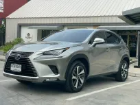  Lexus NX300h Grand Luxury   SUV รถบ้านแท้ ไมล์น้อย 