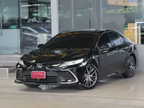 Toyota CAMRY 2.5 premium ปี 2023 รถบ้านมือเดียว ใช้น้อย3x,xxx โล เข้าศูนย์ตลอด ออกรถ0บาท