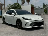 2025 Toyota CAMRY 2.5 HEV Premium Luxury รถเก๋ง 4 ประตู รถบ้านมือเดียว ไมล์น้อย เจ้าของขายเอง  