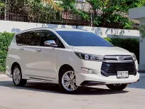 TOYOTA INNOVA CRYSTA 2.8 V | ปี : 2017
