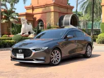 2020 Mazda 3 2.0 (4Door) รถเก๋ง 4 ประตู ออกรถง่าย รถสวย ไมล์น้อย 