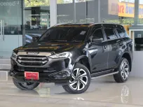 Isuzu MU-X 3.0 ultimate 2WD ปี 2022 รถบ้านมือเดียว สวยเดิมทั้งคันรับประกัน เข้าศูนย์ตลอด ออกรถ0บาท