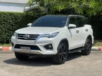 TOYOTA Fortuner 2.8 TRD 4WD ปี 2017