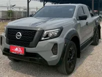 NISSAN NAVARA BLACK EDITION KING CAB 2.3 CARLIBRE E A/T ปี2023(แท้) สีเทาแลมโบ