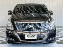 Hyundai H1 Deluxe 2.5 ปี 2017 ไม่เคยชน ออปชันครบ ราคา 690,000 บาท