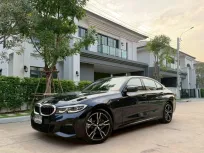 2022 BMW 3 Series 2.0 320Li รถเก๋ง 4 ประตู รถบ้านแท้ ไมช์น้อย 