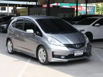 2012 Honda JAZZ 1.5 JP รถเก๋ง 5 ประตู 