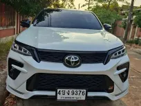 2023 Toyota Fortuner 2.8 GR Sport SUV รถบ้านมือเดียว