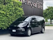 Hyundai STARIA 2.2 S 2023 รถตู้มือสองสภาพดี ไมล์น้อย มือเดียวป้ายแดง  