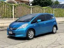HONDA JAZZ 1.3 HYBRID ปี 2013 AUTO สภาพนางฟ้า