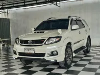 TOYOTA FORTUNER 3.0 V.4 WD.TRD-5 เกียร์ออโต้ ปี 2015