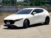 MAZDA 3 skyativ 2.0 ปี 2021จด2022 สีขาว