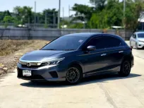 HONDA CITY 1.0 HATCHBACK ปี 2021 สีเทา